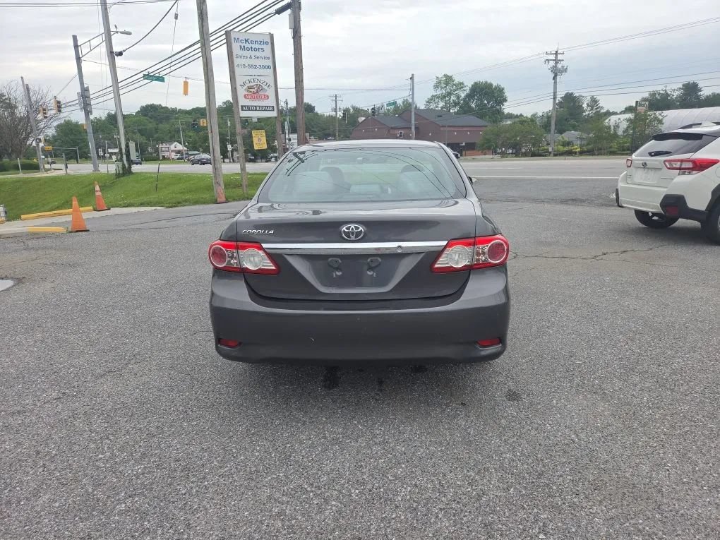 Used 2013 Toyota Corolla L FWD image 6
