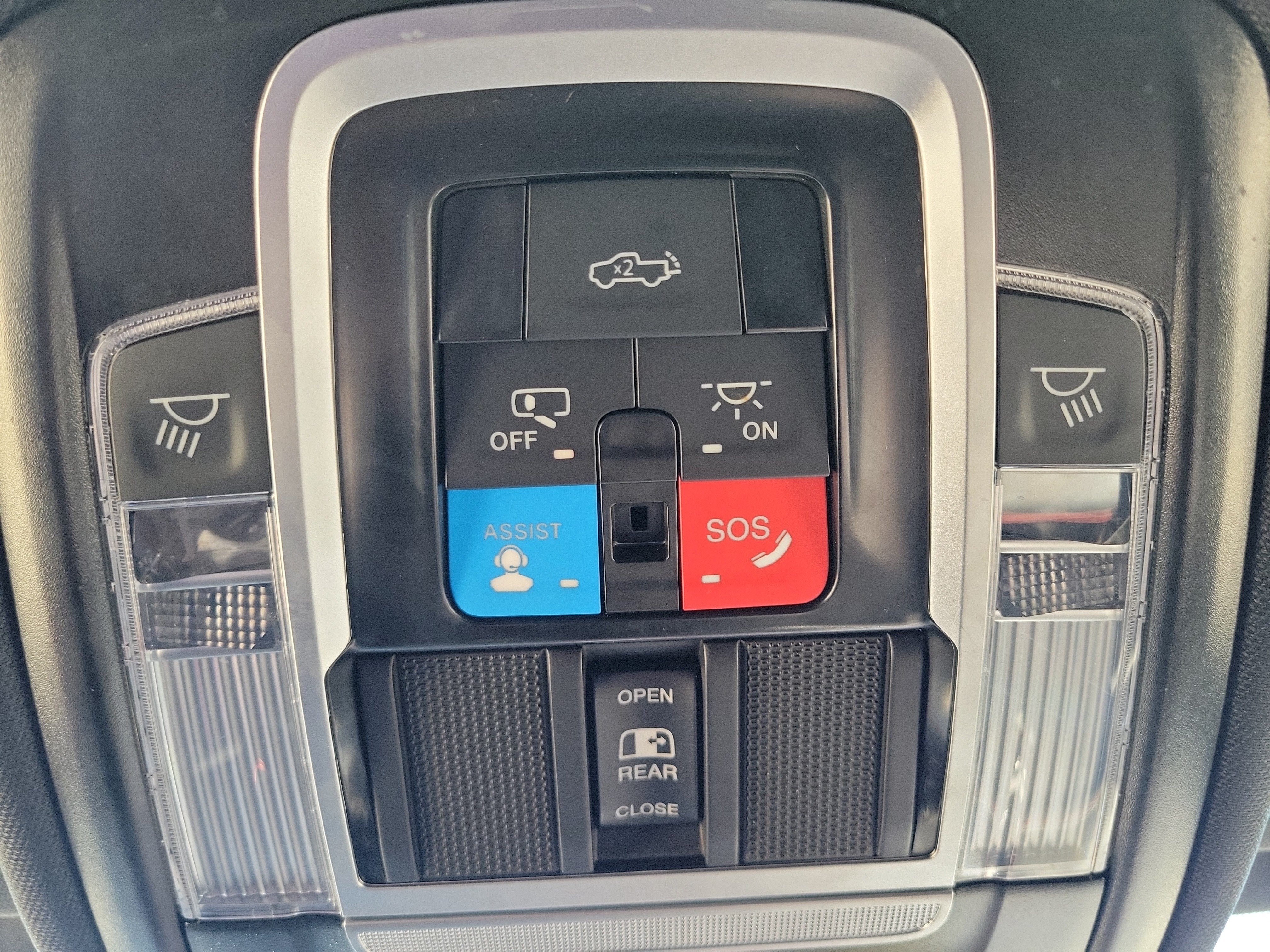 Used 2025 RAM 1500 Rebel w/ Rebel Level 1 Equipment Group AWD/4WD image 27
