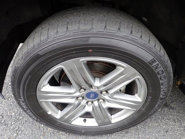 Used 2018 Ford F150 Lariat w/ Equipment Group 502A Luxury image 12