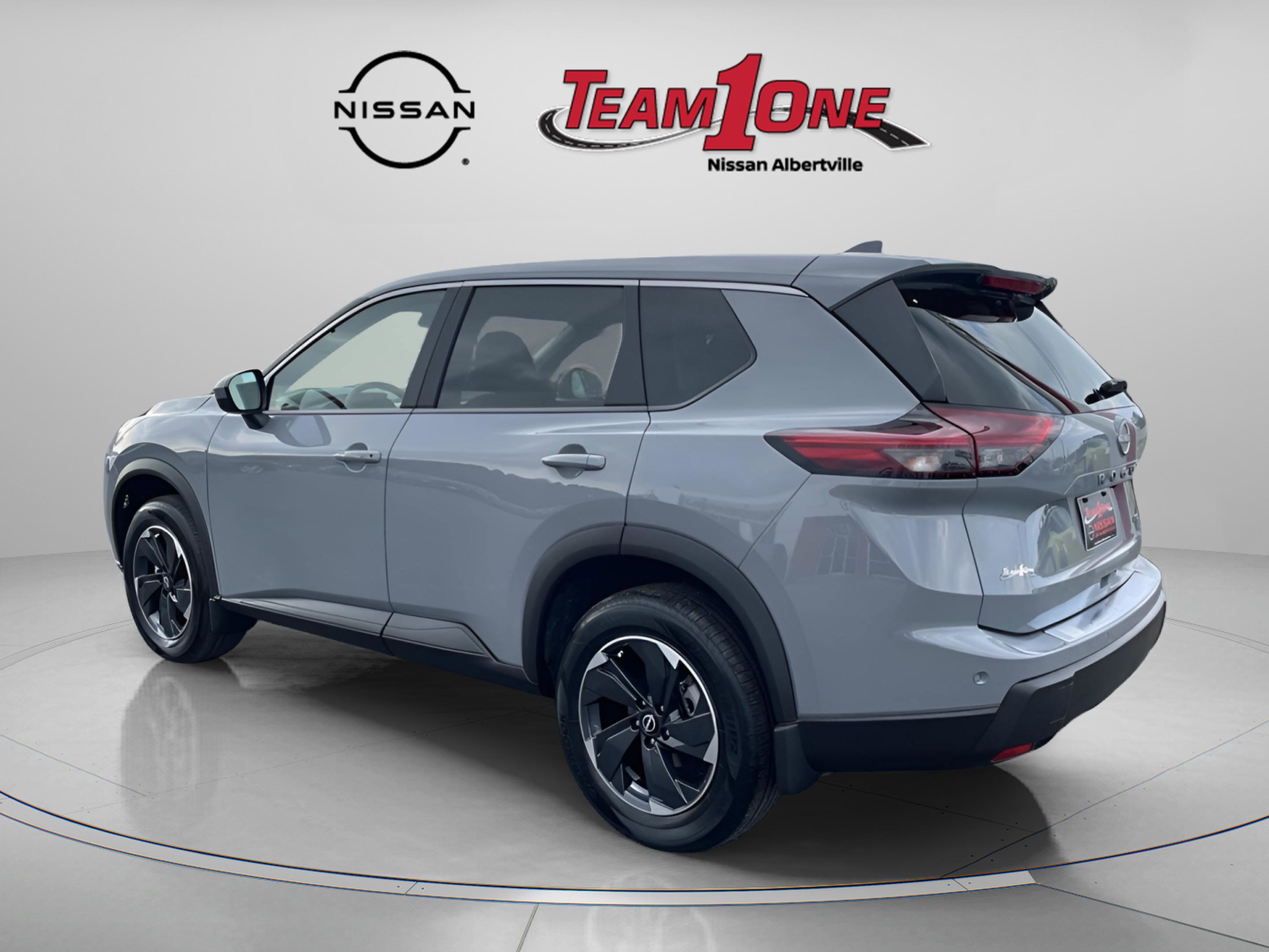 New 2026 Nissan Rogue SV image 4