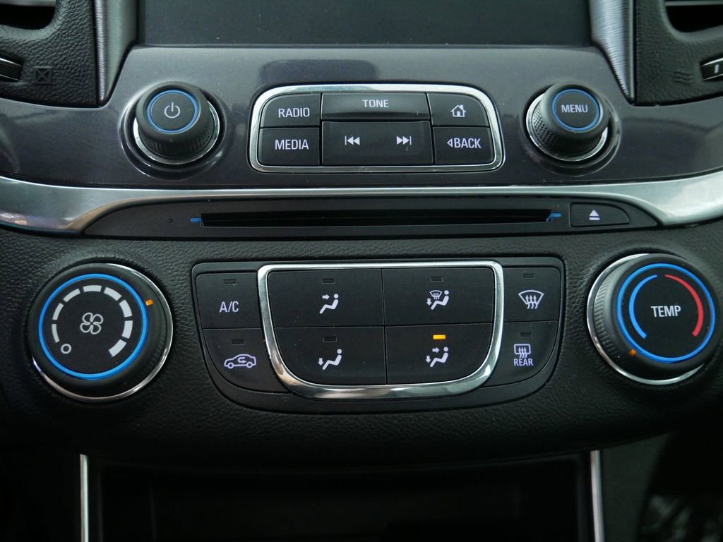 Used 2015 Chevrolet Impala LS FWD image 27