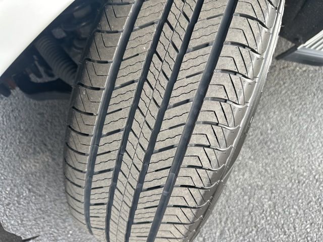 Used 2024 Ford Expedition XLT image 38