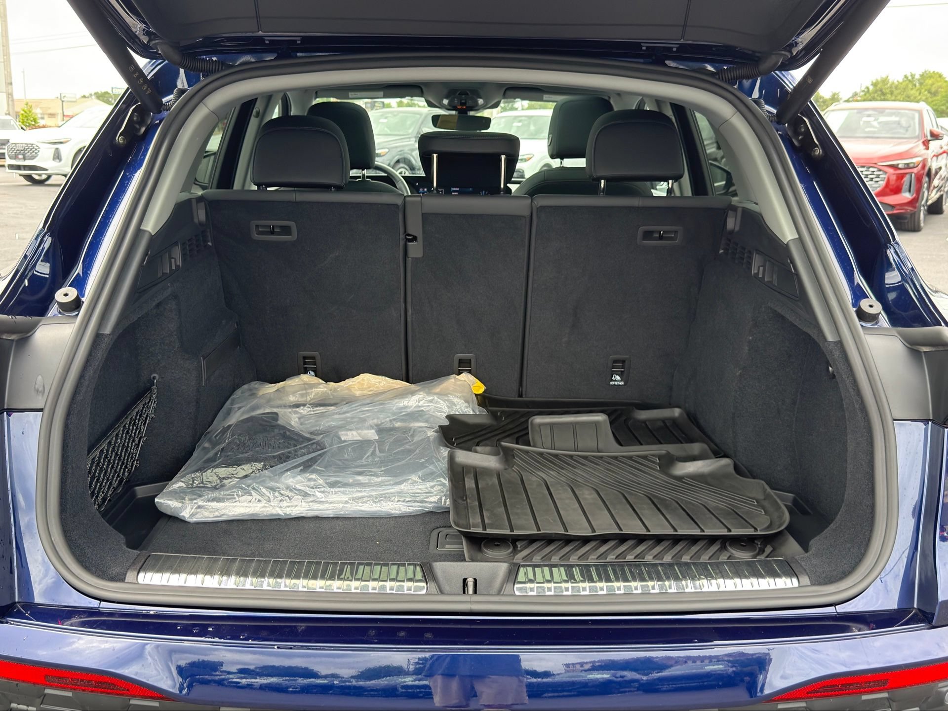 Certified 2025 Audi Q5 Premium Plus w/ Premium Plus AWD/4WD image 9