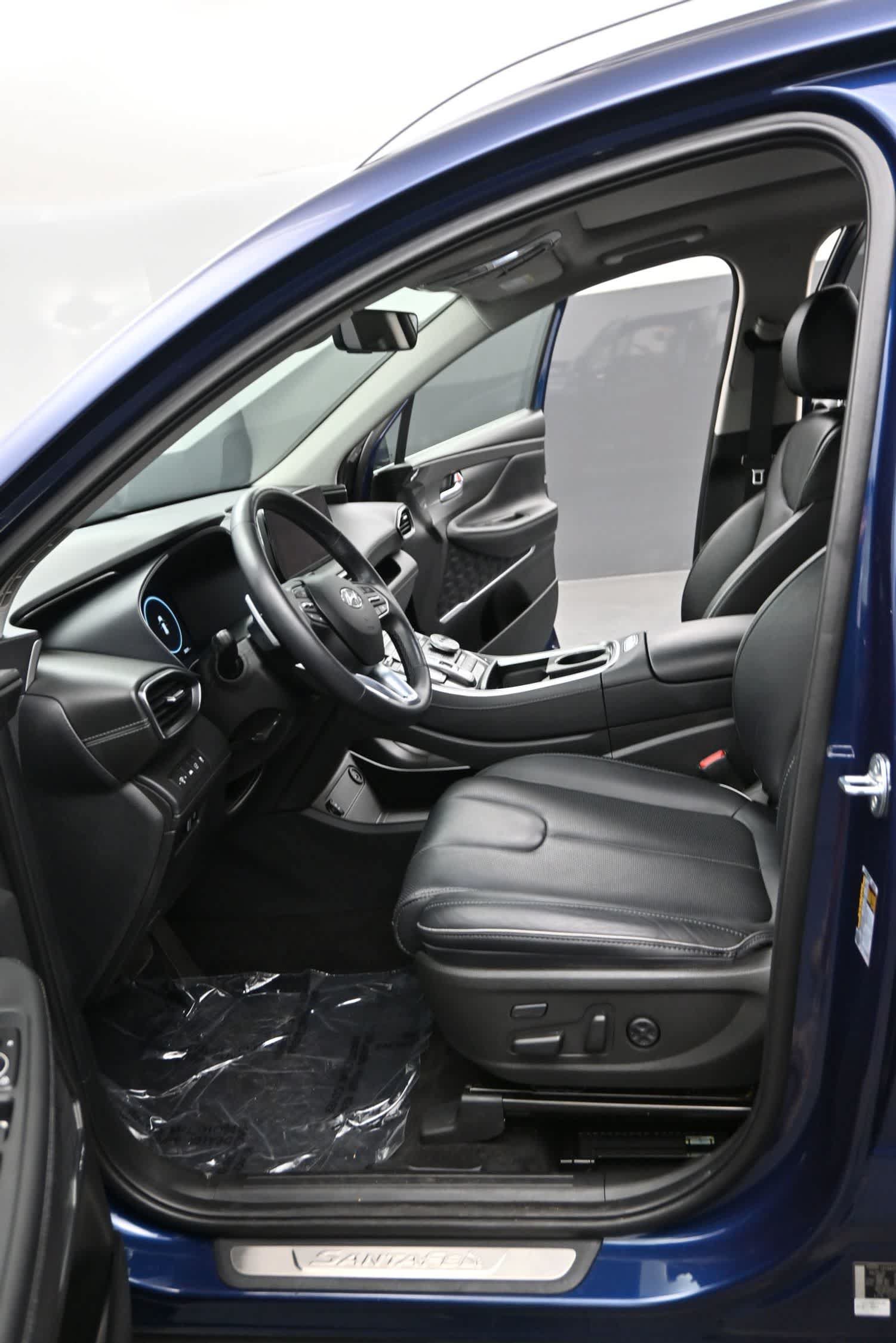 Used 2023 Hyundai Santa Fe Limited w/ Cargo Package AWD/4WD image 15