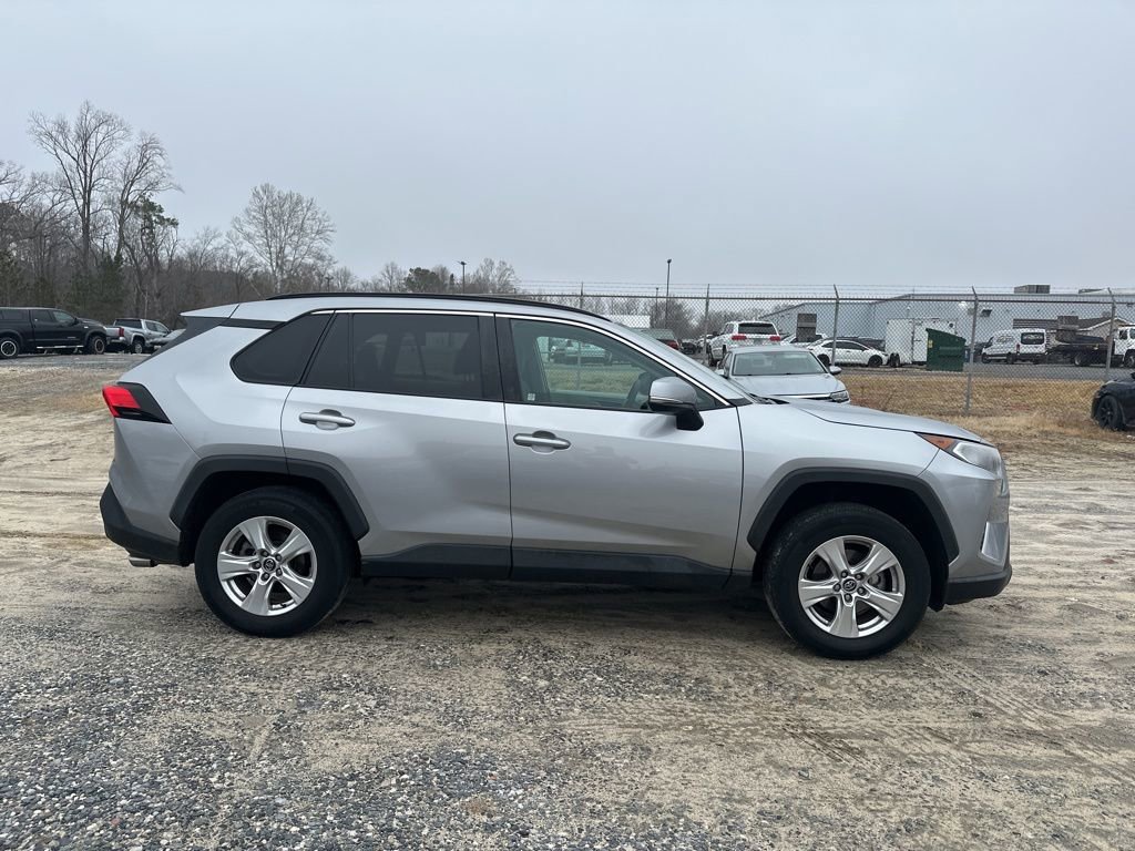 Used 2021 Toyota RAV4 XLE w/ Convenience Package image 6