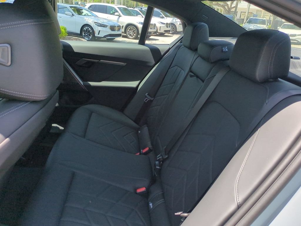 New 2027 BMW 530i xDrive w/ M Sport Package AWD/4WD image 14