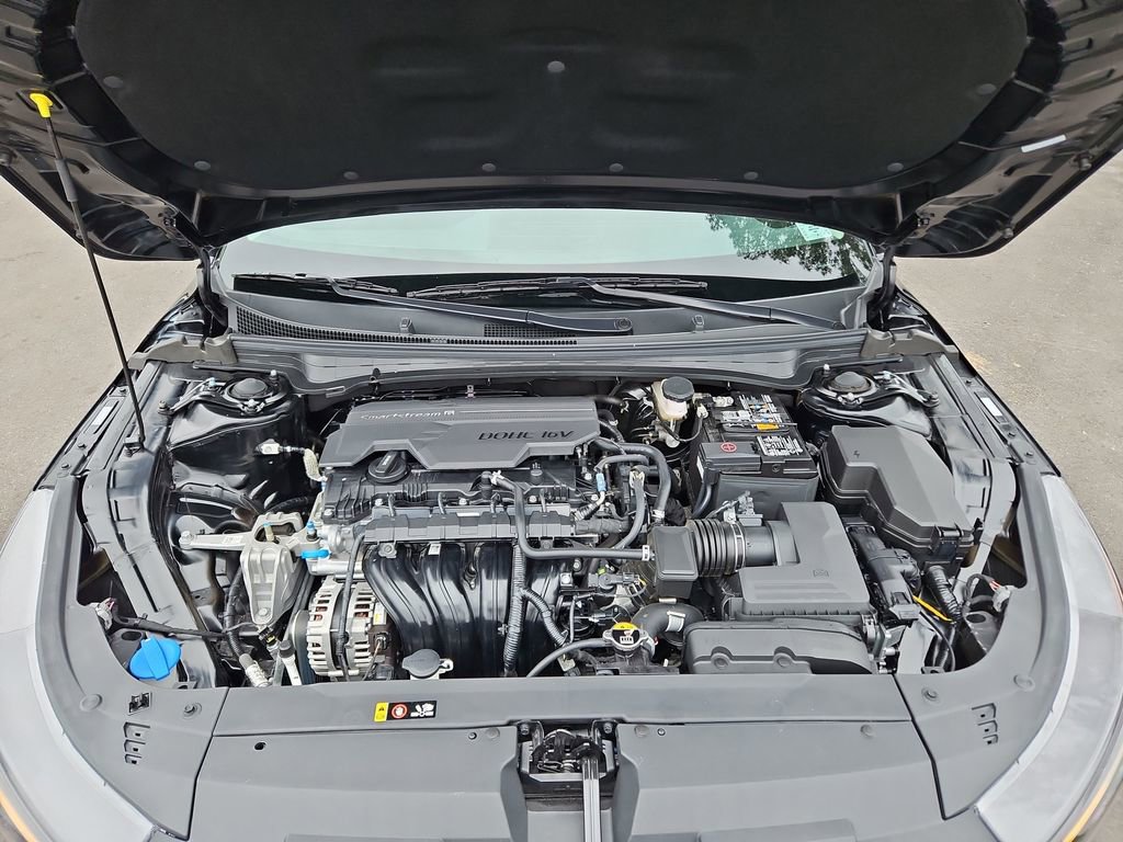 Used 2025 Kia K4 LXS image 32