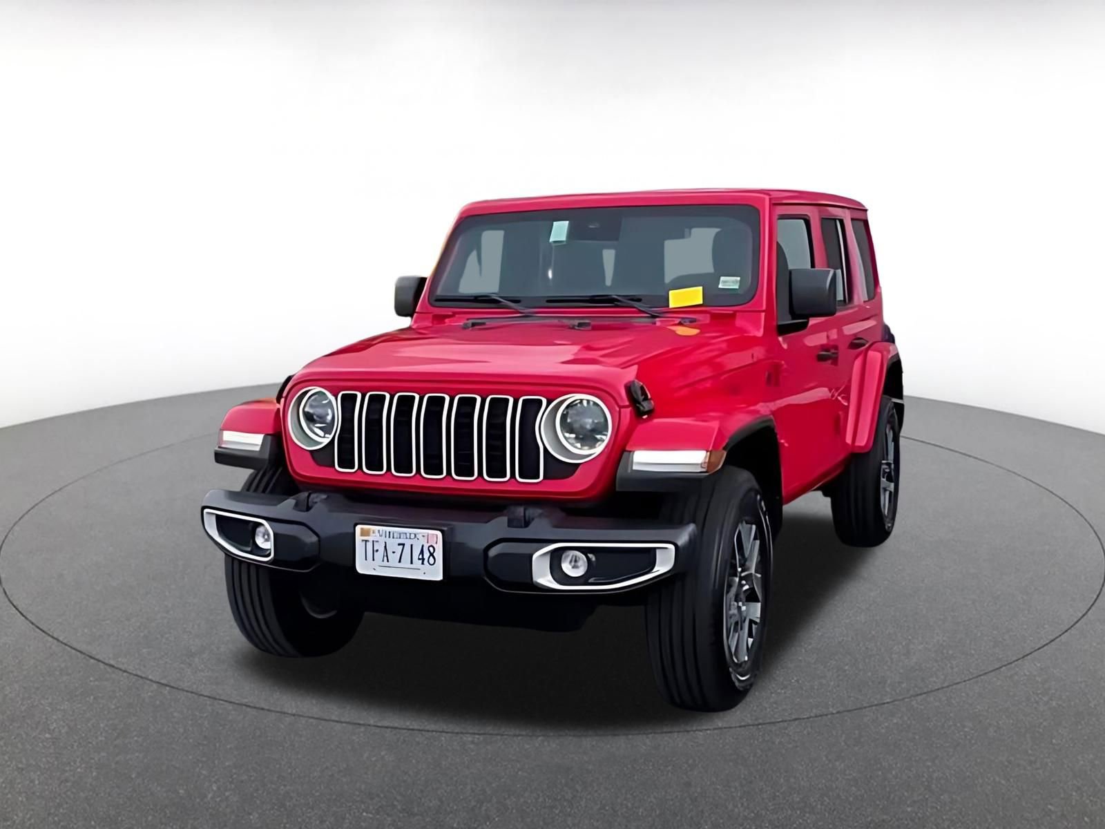 Used 2025 Jeep Wrangler Sahara image 4