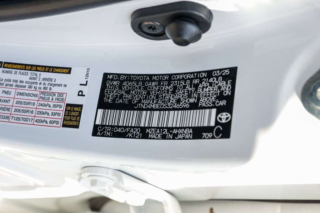 Used 2025 Toyota Corolla SE FWD image 39