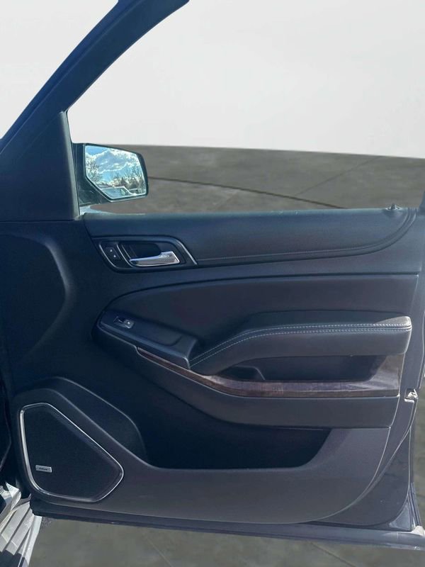 Used 2018 Chevrolet Tahoe LT w/ Luxury Package AWD/4WD image 7