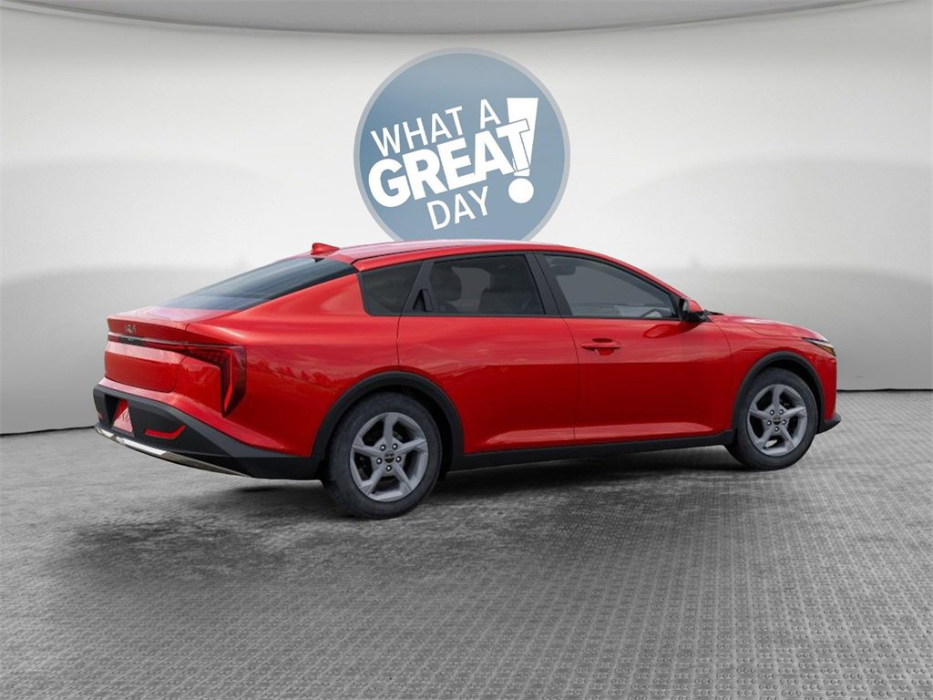 New 2025 Kia K4 LXS image 6