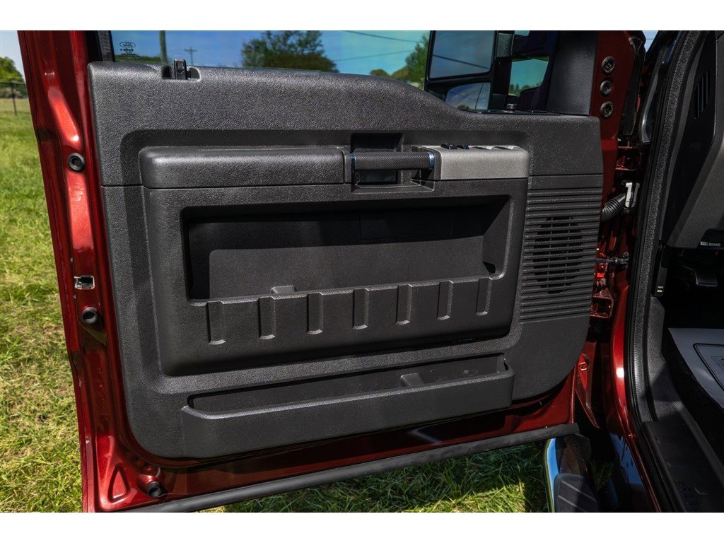 Used 2016 Ford F350 Lariat w/ Lariat Ultimate Package image 10