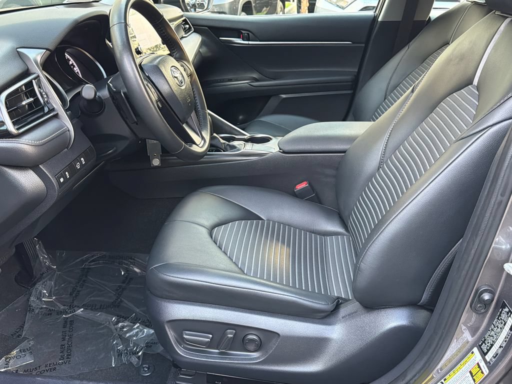 Used 2024 Toyota Camry SE FWD image 19