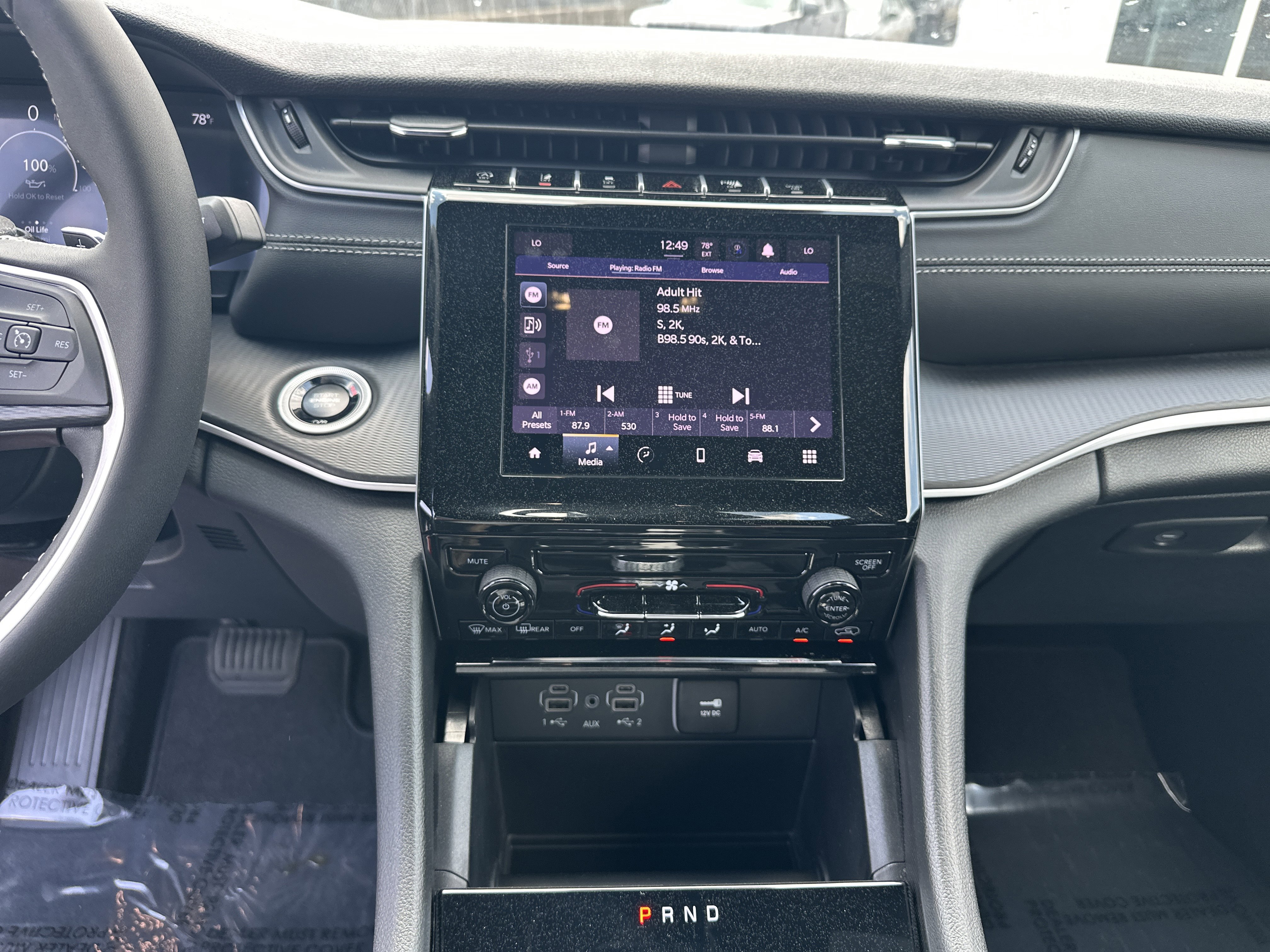 Used 2025 Jeep Grand Cherokee L Laredo image 34