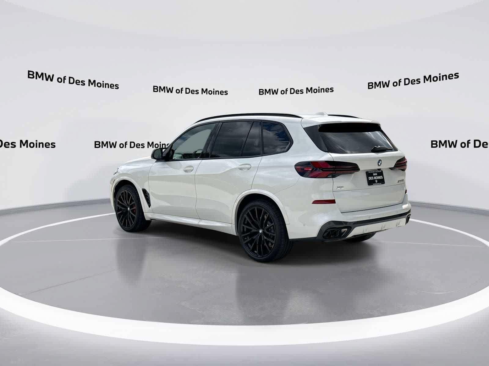 New 2026 BMW X5 M60i AWD/4WD image 6