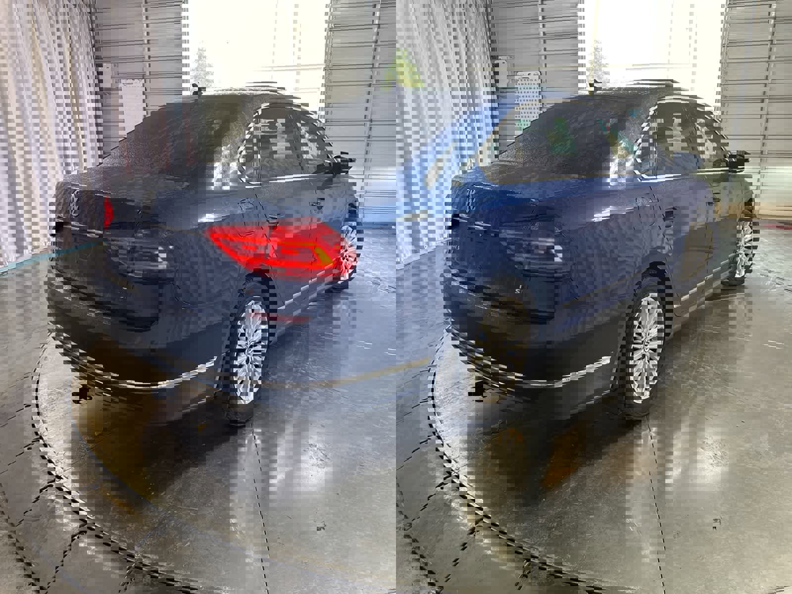 Used 2016 Volkswagen Passat 1.8T SE w/ Lighting Package image 5