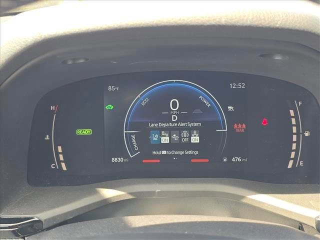 Used 2025 Toyota Camry SE w/ Convenience Package image 12