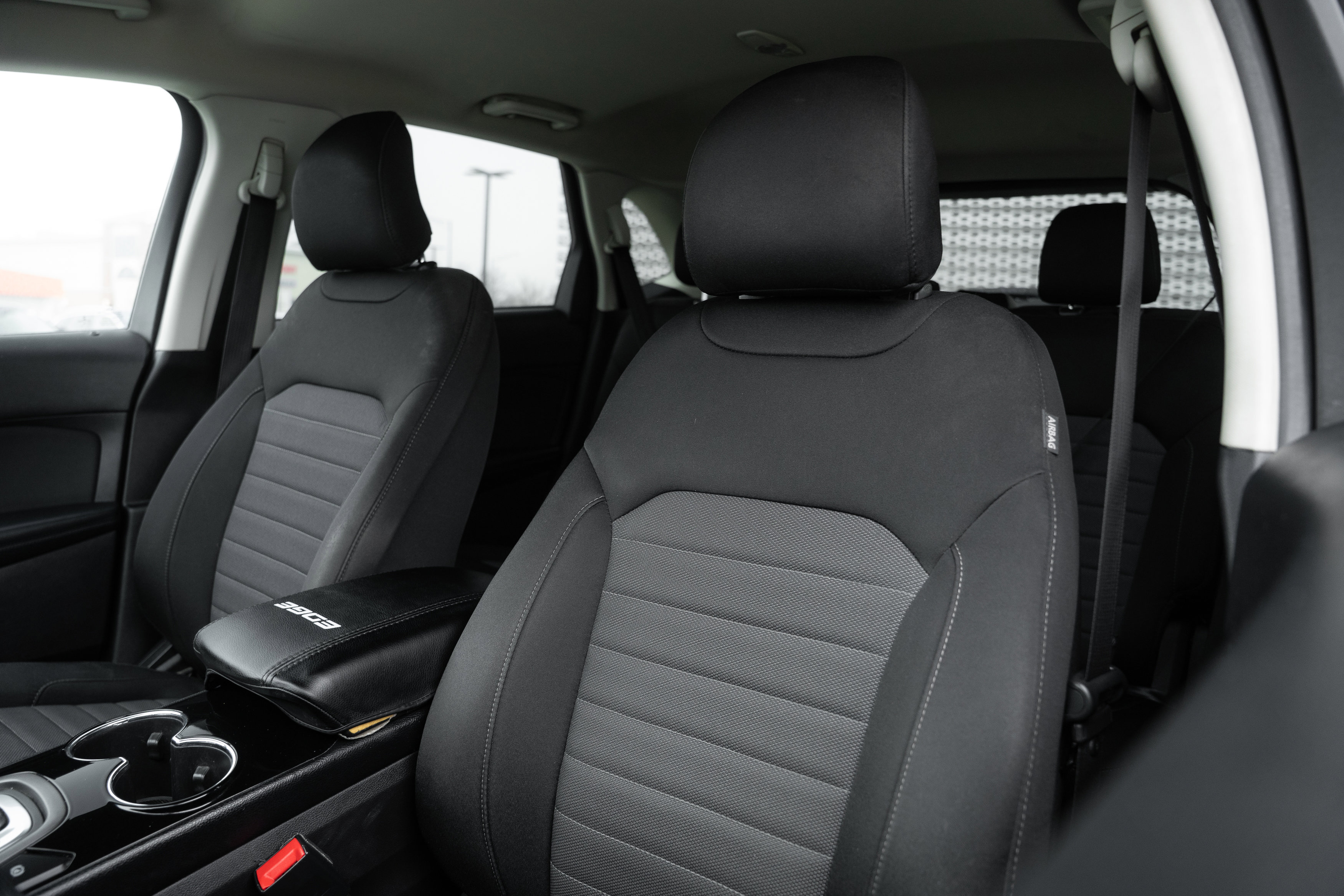 Used 2018 Ford Edge SE image 20