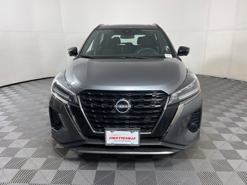 Used 2024 Nissan Kicks SR image 15
