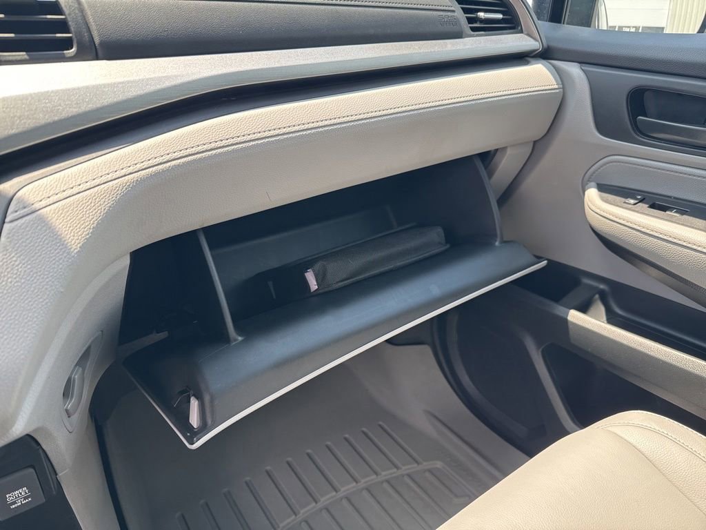 Certified 2024 Honda Odyssey EX-L image 25