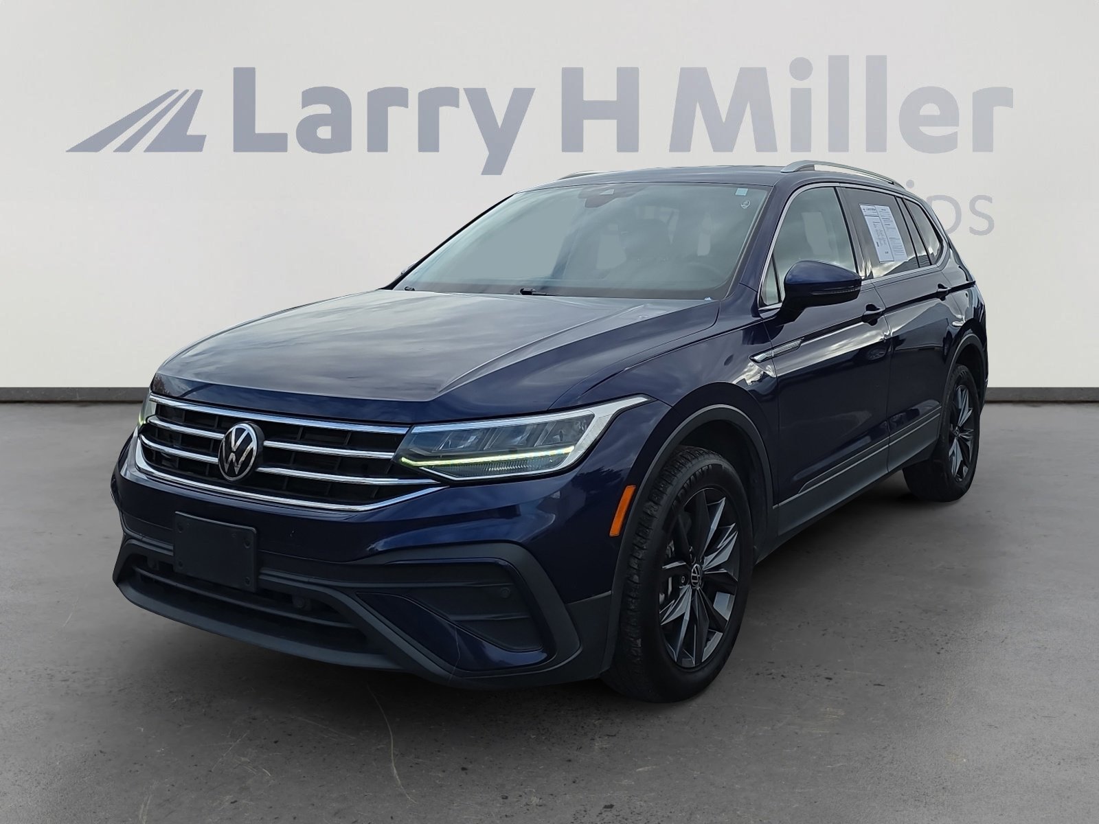 Used 2022 Volkswagen Tiguan SE