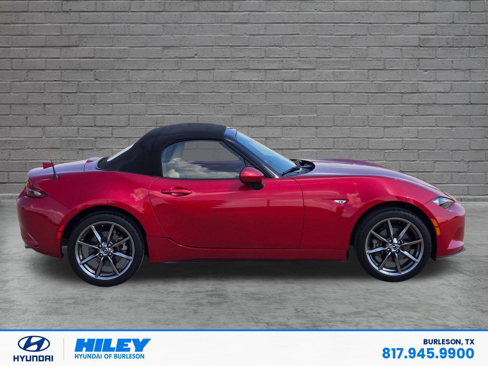 Used 2016 MAZDA MX-5 Miata Grand Touring RWD image 3