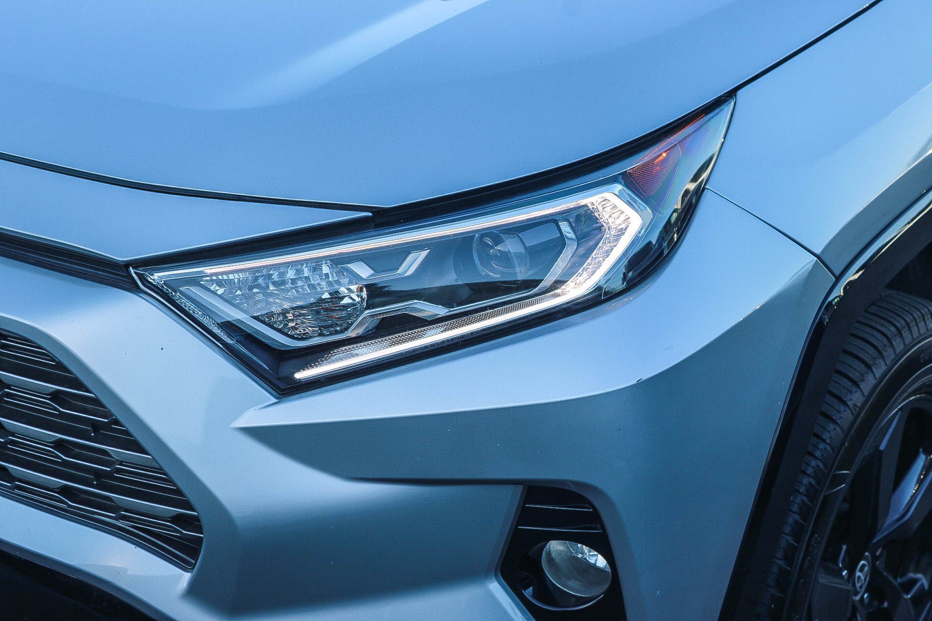 Certified 2021 Toyota RAV4 XSE w/ XSE Grade Weather Package AWD/4WD image 5