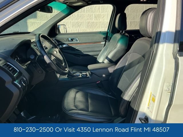 Used 2018 Ford Explorer Limited AWD/4WD image 16