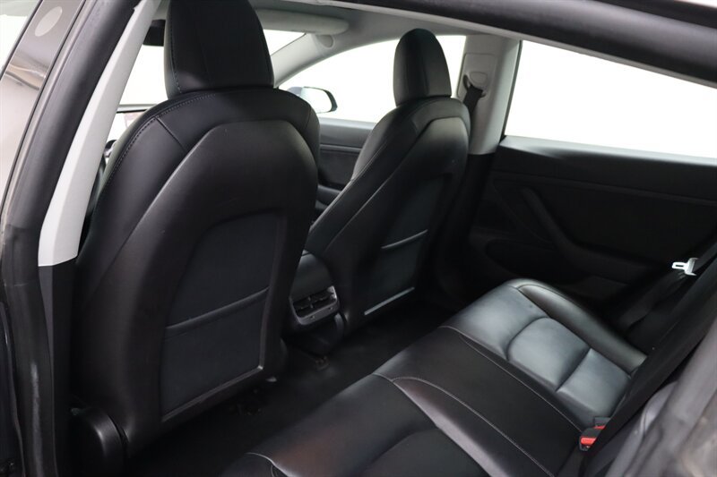 Used 2020 Tesla Model 3 Standard Range RWD image 20