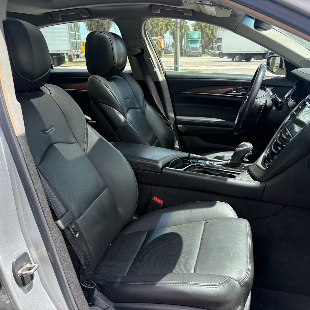 Used 2018 Cadillac CTS Luxury image 16