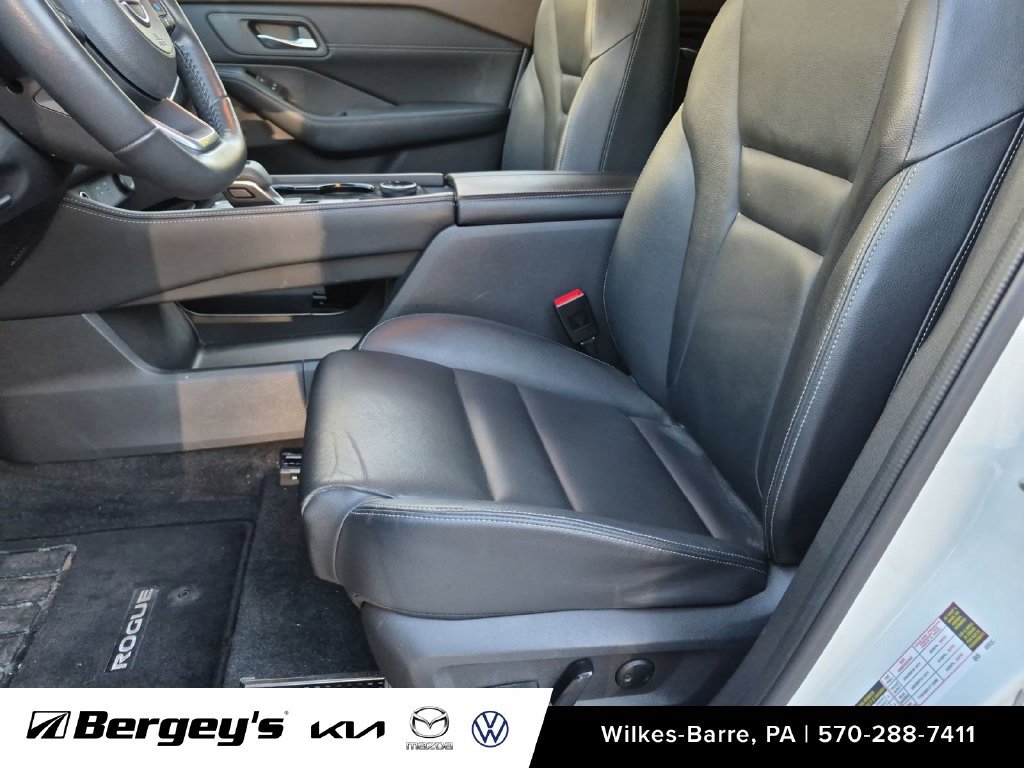 Used 2023 Nissan Rogue SL w/ SL Premium Package AWD/4WD image 19
