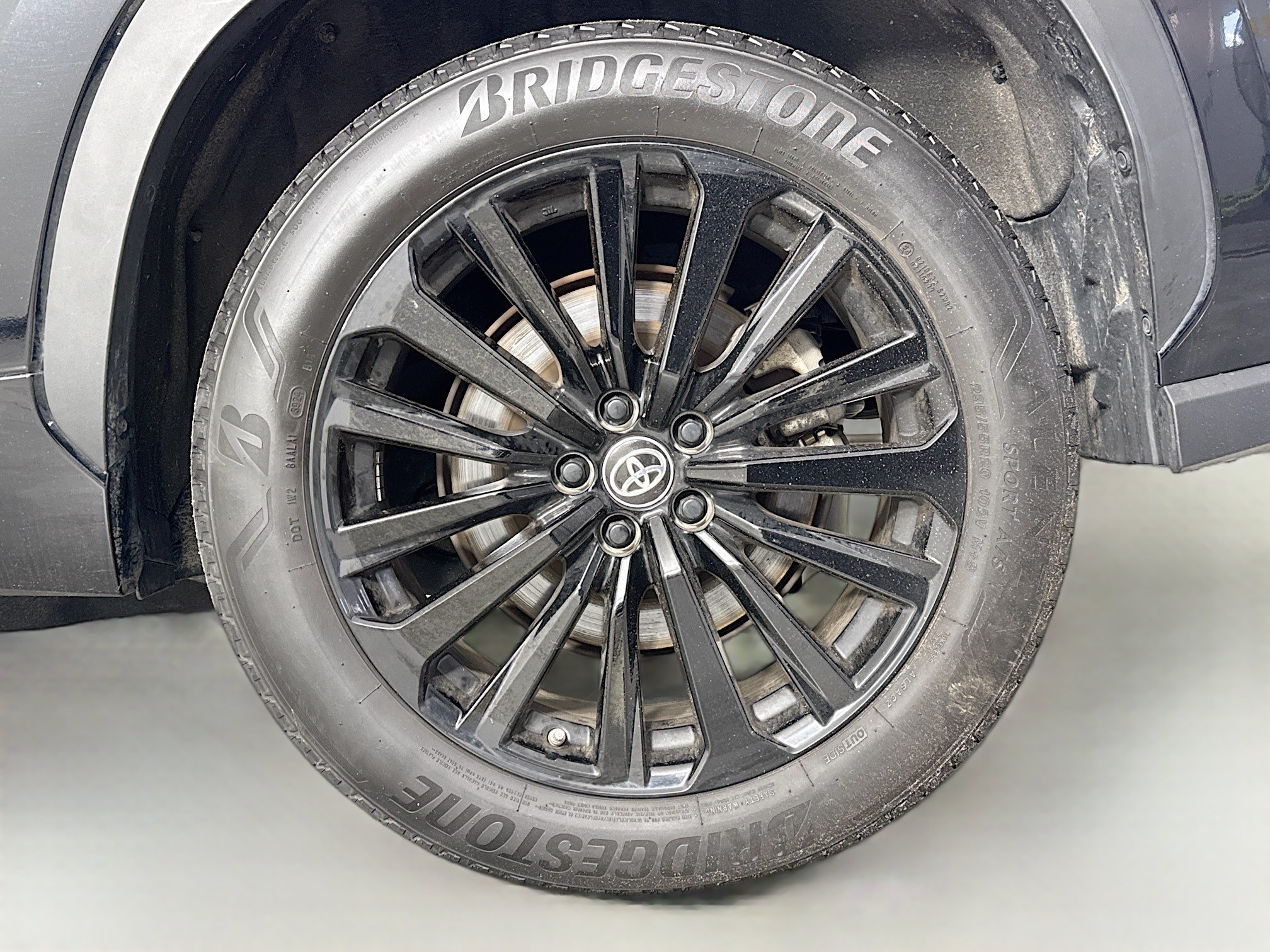 Certified 2025 Toyota Highlander XSE AWD/4WD image 33
