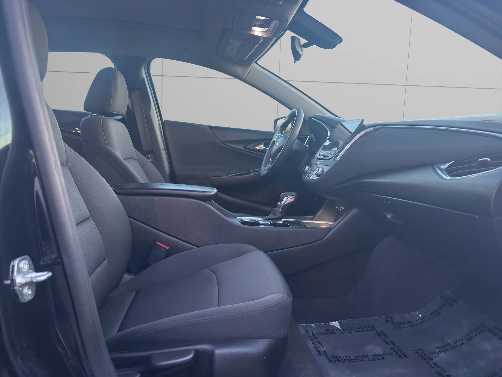 Used 2021 Chevrolet Malibu LT image 12