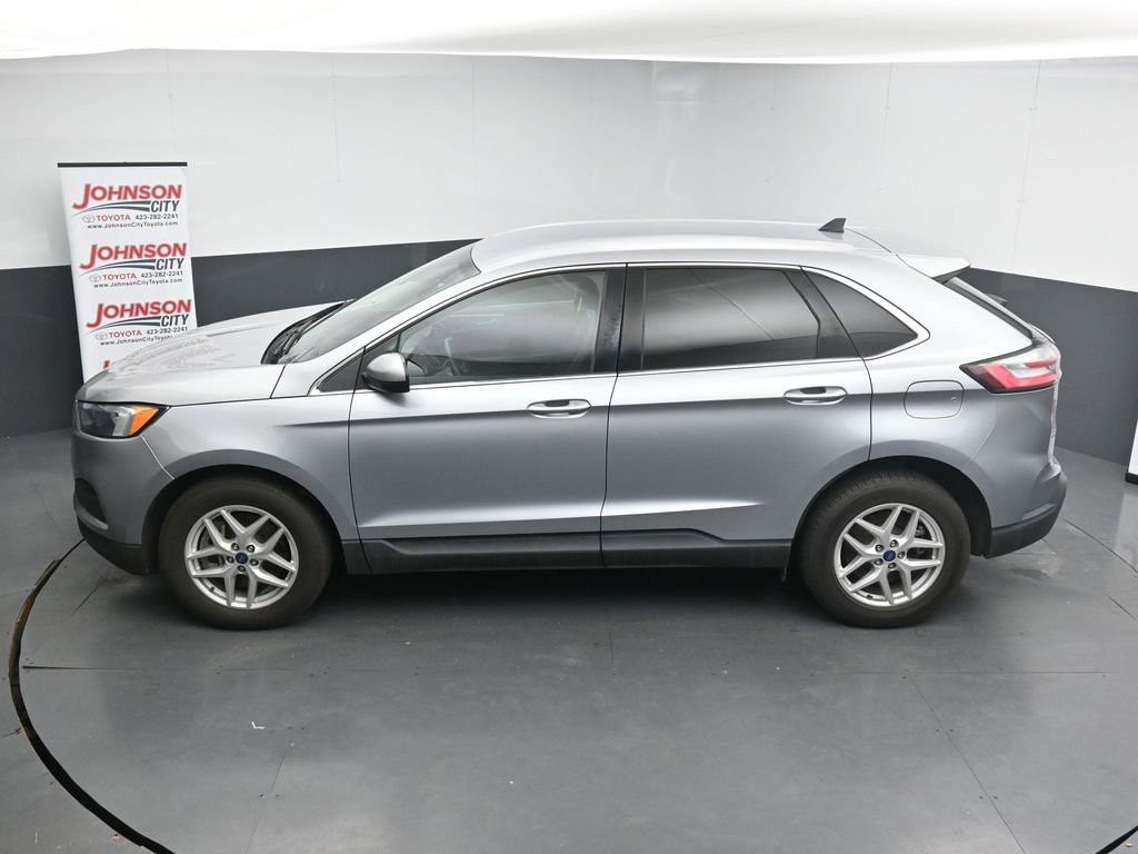 Used 2022 Ford Edge SEL image 25