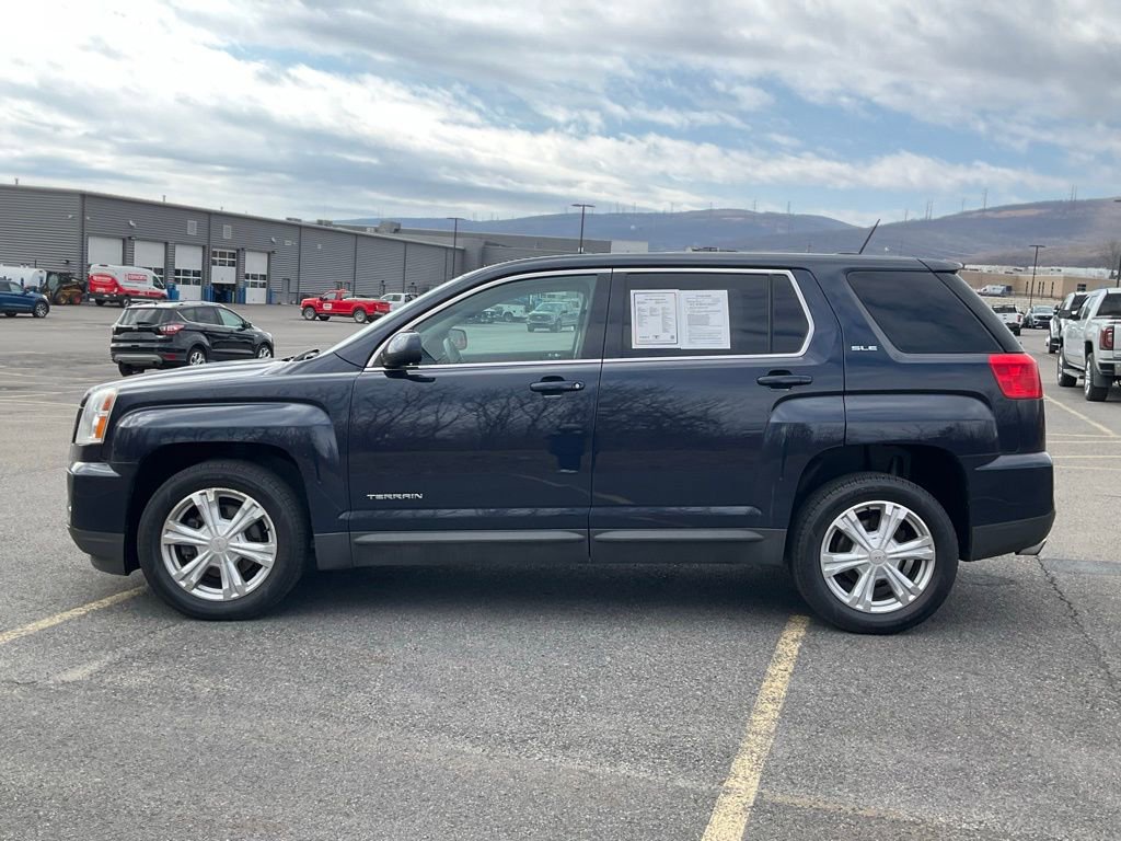 Used 2017 GMC Terrain SLE image 24