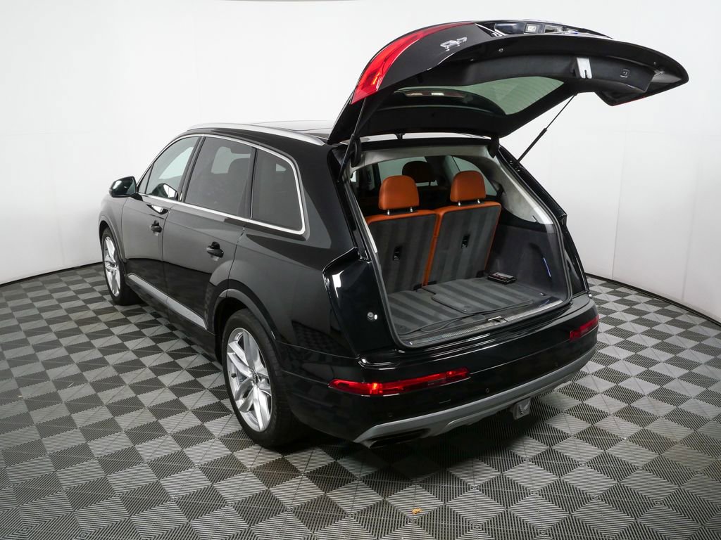 Used 2018 Audi Q7 3.0T Prestige AWD/4WD image 37