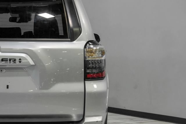 Used 2021 Toyota 4Runner SR5 Premium AWD/4WD image 72