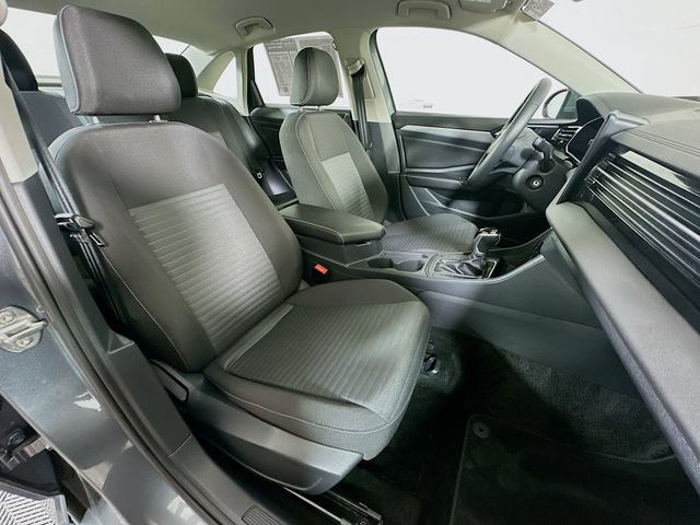 Used 2026 Volkswagen Jetta S FWD image 31