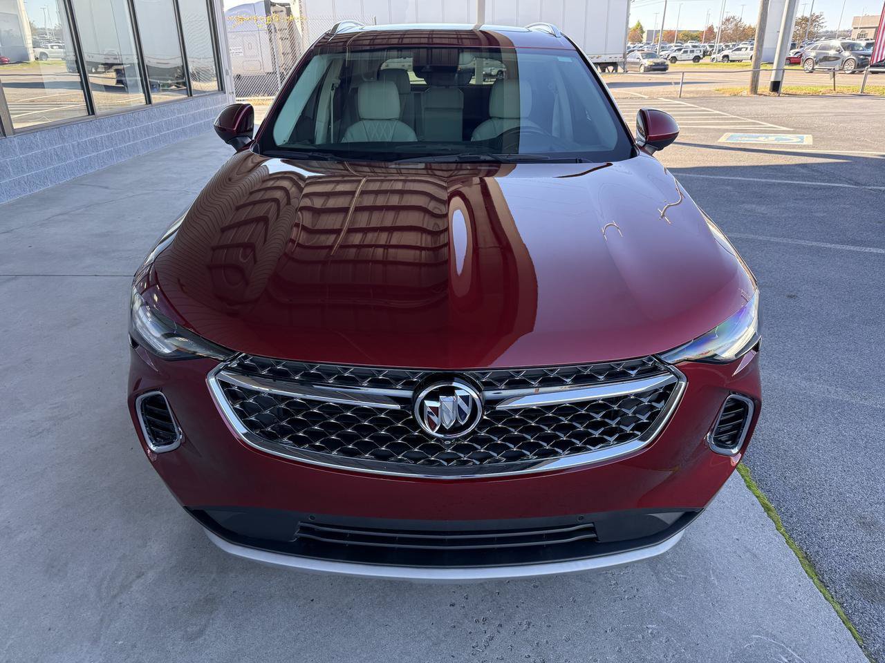 Used 2023 Buick Envision Avenir AWD/4WD image 2