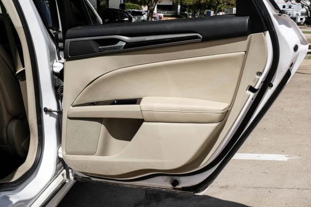 Used 2016 Ford Fusion SE w/ Equipment Group 502A image 53