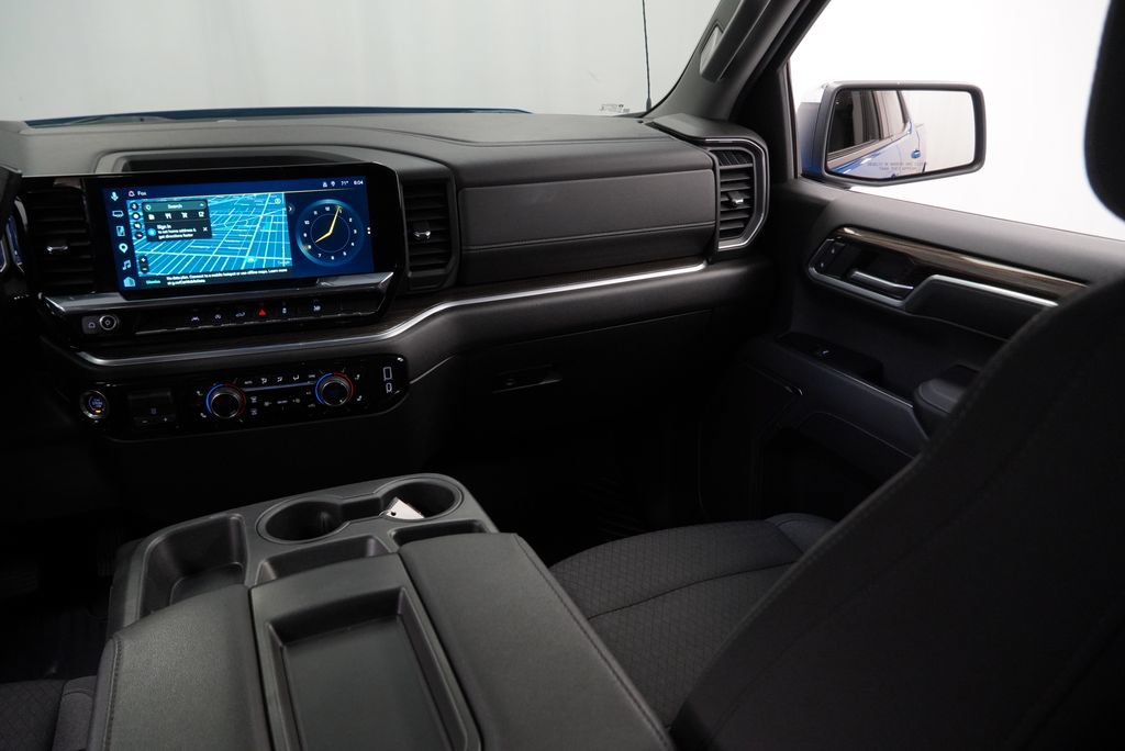 Certified 2022 Chevrolet Silverado 1500 LT AWD/4WD image 16