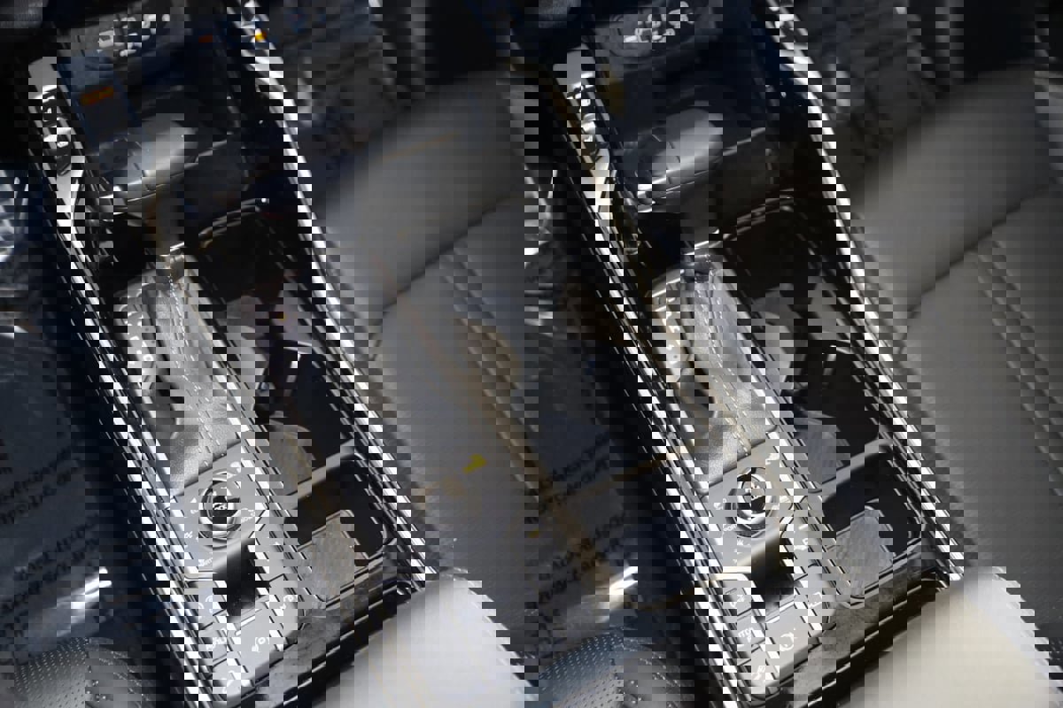 Used 2025 Kia Sorento SX image 29