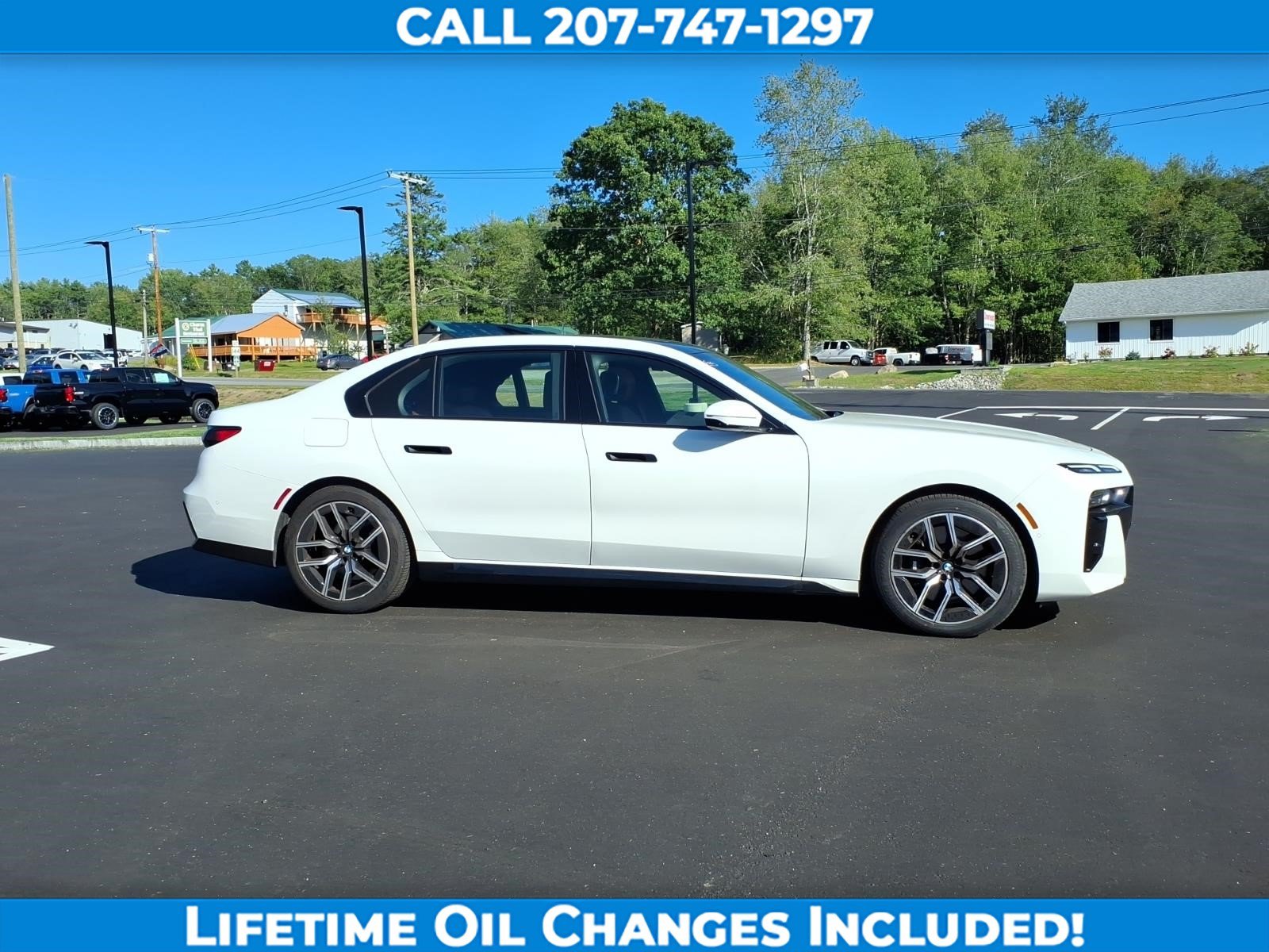 Used 2026 BMW 740i xDrive AWD/4WD image 4