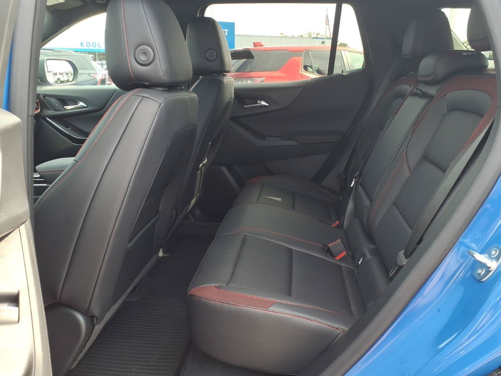 New 2027 Chevrolet Equinox RS AWD/4WD image 9