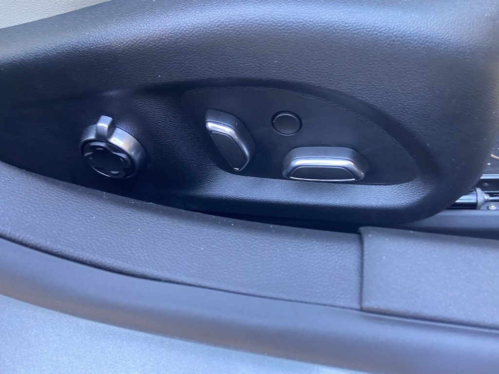 Used 2025 Cadillac CT5 Premium Luxury image 35