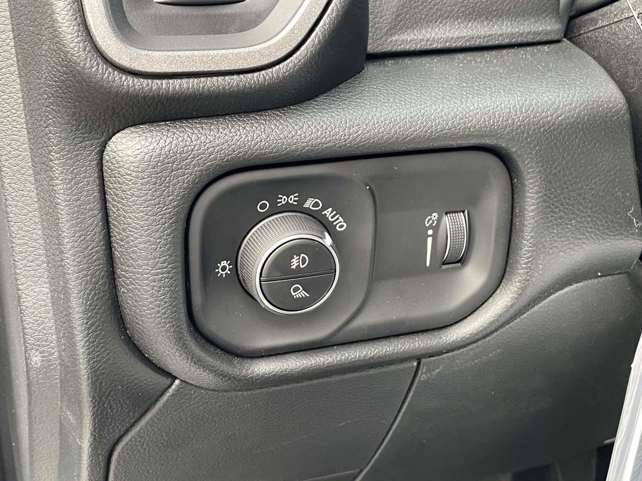 New 2026 RAM 4500 Tradesman w/ Chrome Appearance Group AWD/4WD image 29