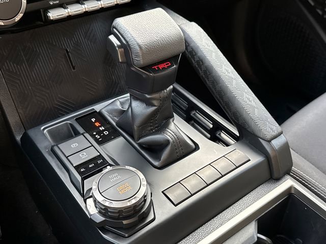 Used 2025 Toyota Tacoma TRD Sport AWD/4WD image 23