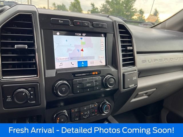 Used 2019 Ford F250 XLT w/ XLT Premium Package AWD/4WD image 12