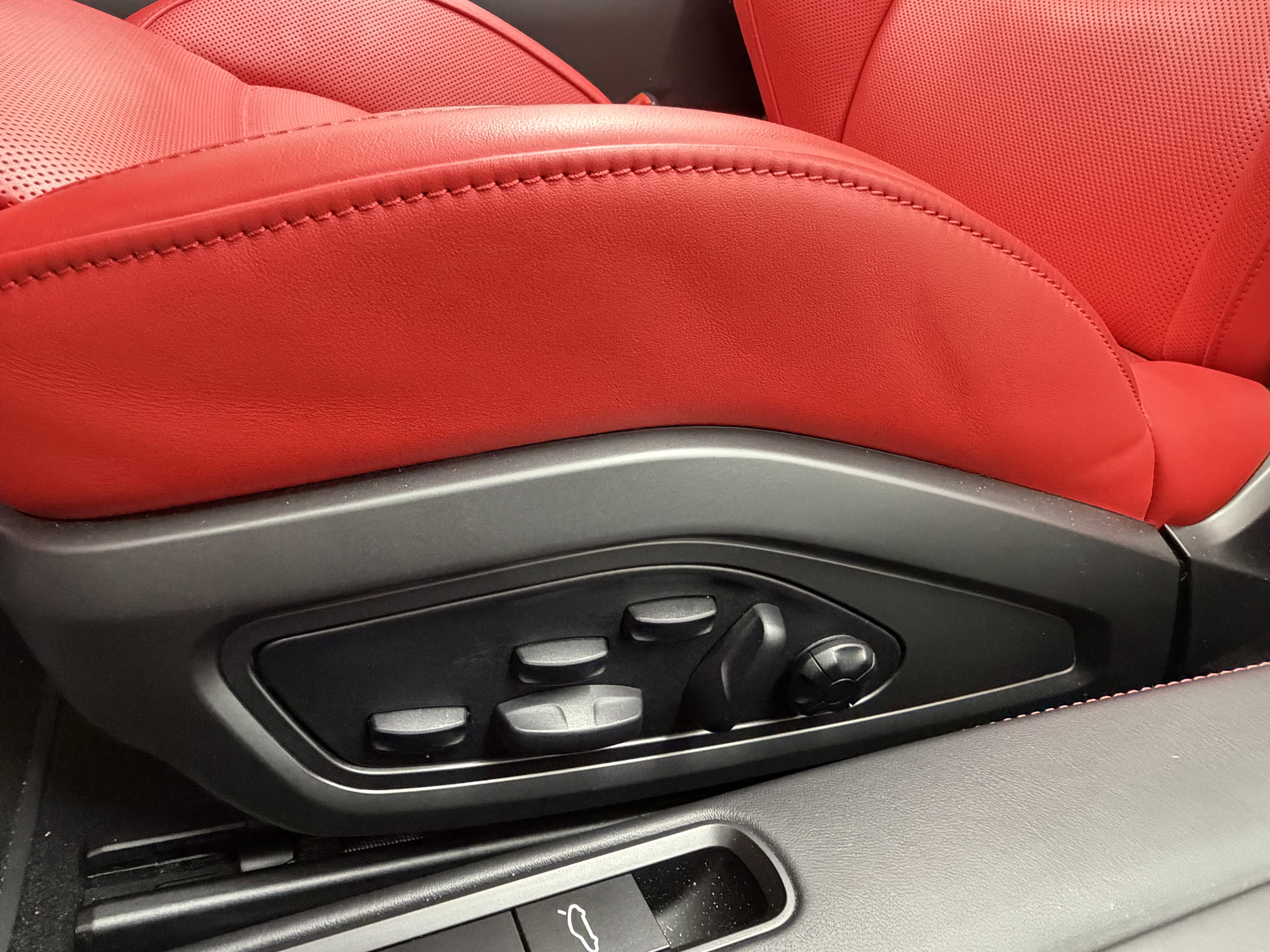 Certified 2024 Porsche 911 Turbo S image 37