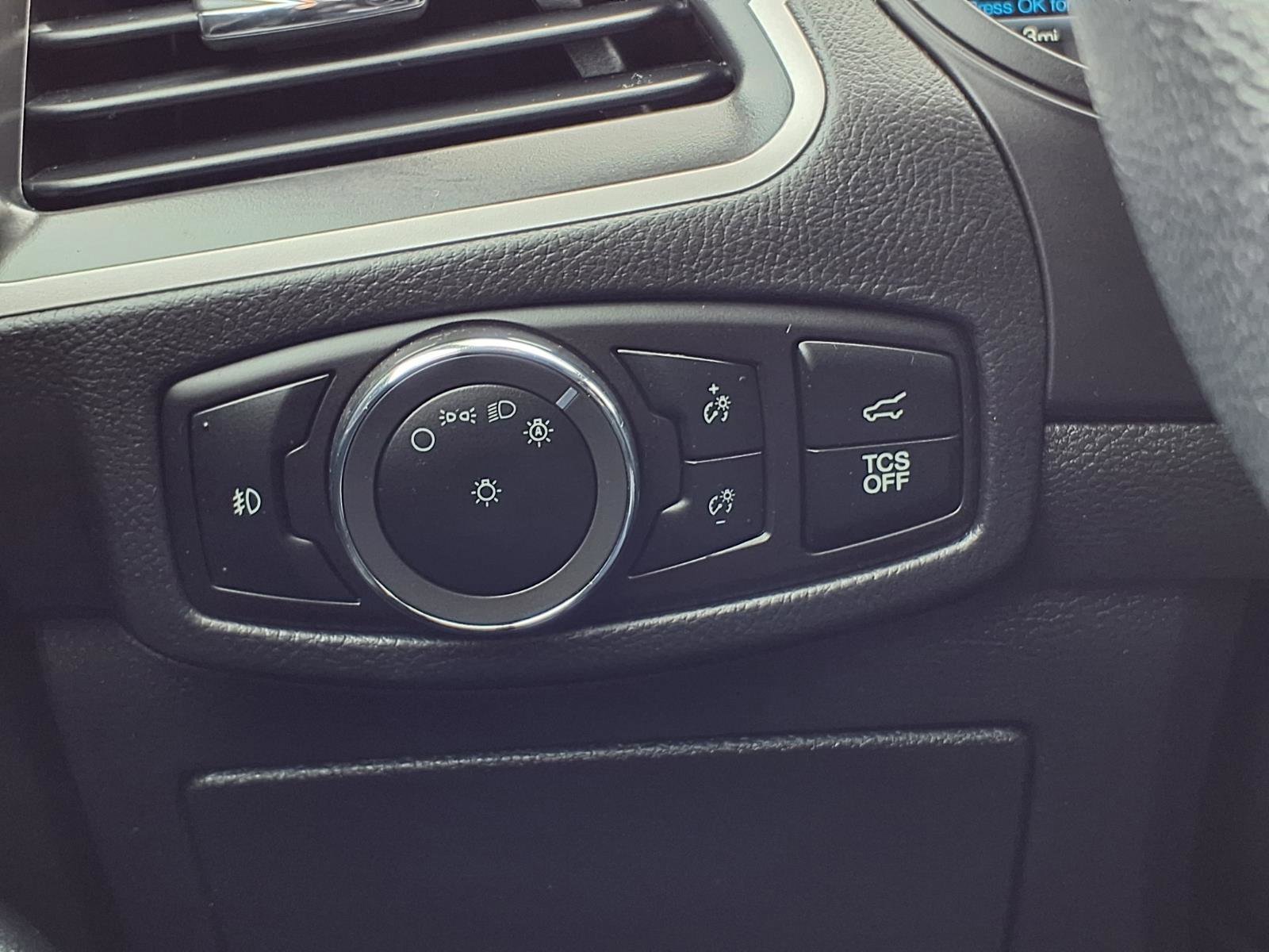 Certified 2024 Ford Edge SEL w/ Convenience Package AWD/4WD image 19